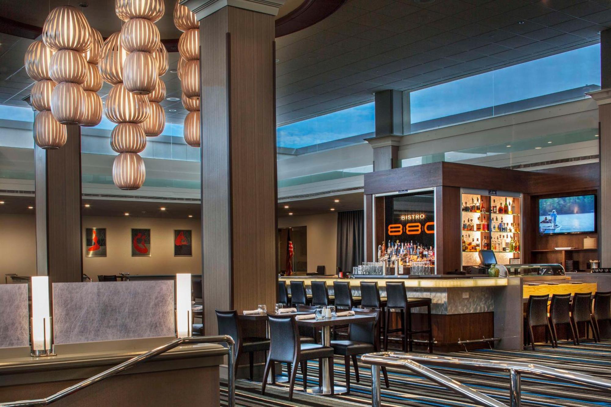 Отель Doubletree By Hilton Newark-Fremont Экстерьер фото