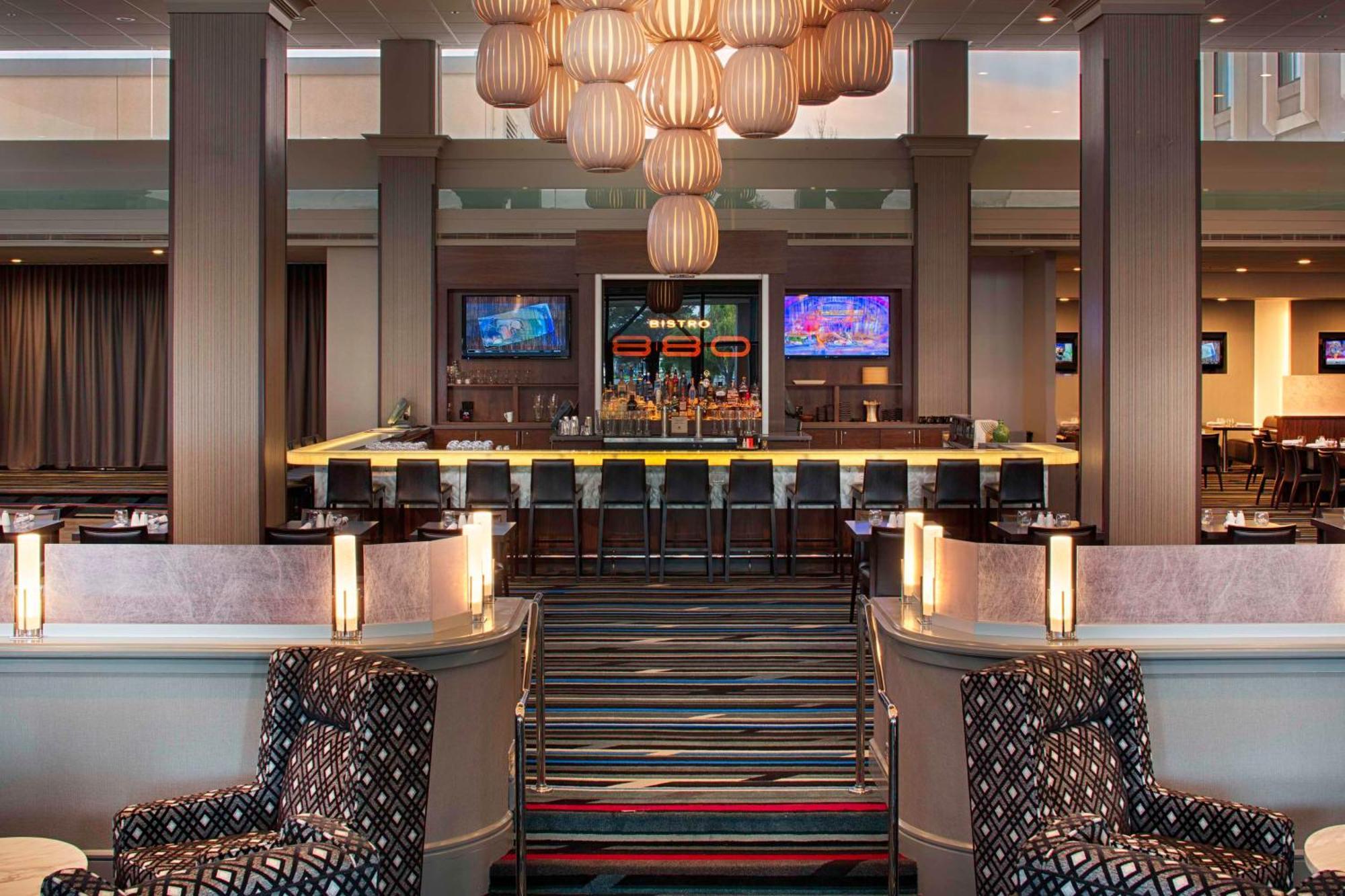 Отель Doubletree By Hilton Newark-Fremont Экстерьер фото